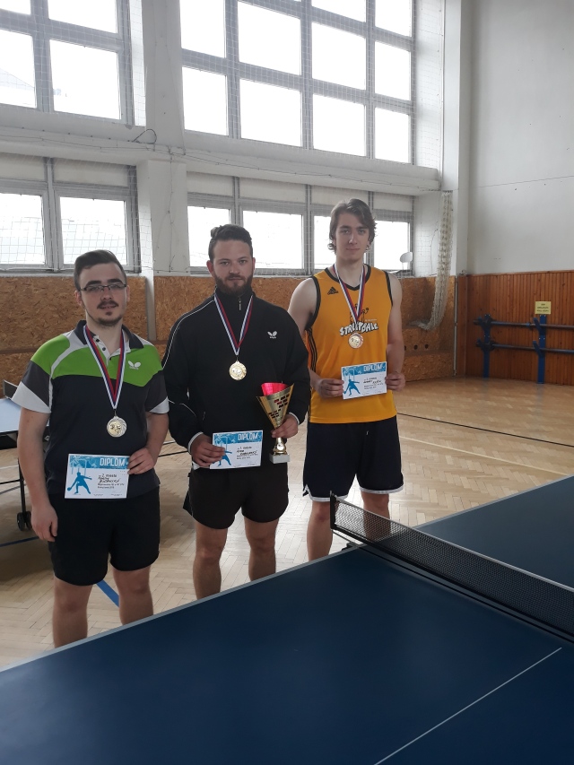 Majstrovstvá FEI a FIIT STU v stolnom tenise 2019